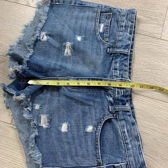 Free People Raw Hem Distressed Jean Shorts - Picture 10 of 10